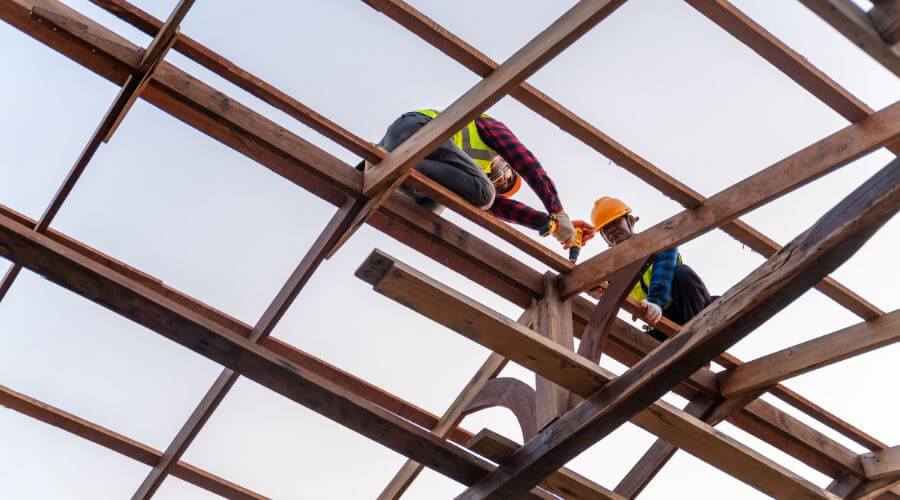 Expert new roof installation services in Mustang, OK